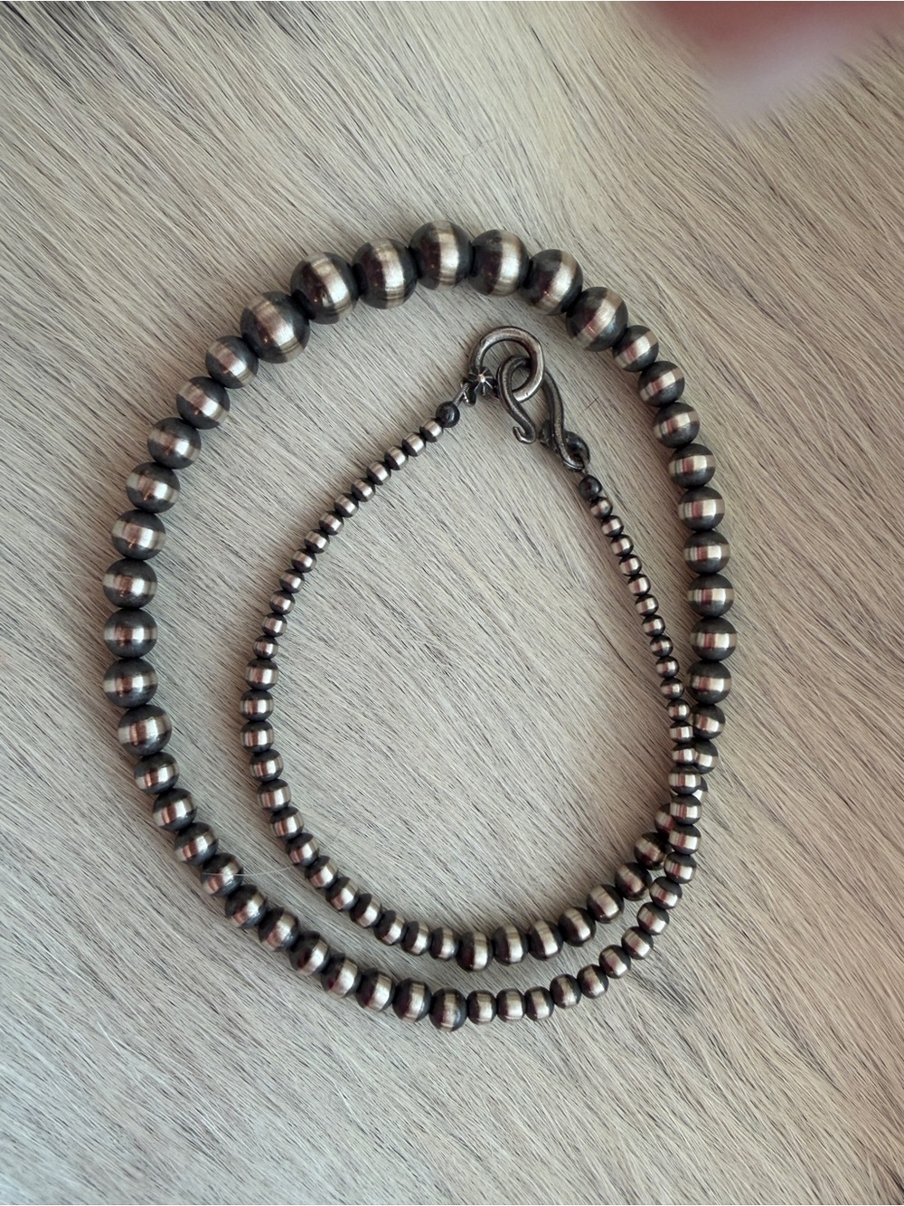 ❤️ 18” 3mm to 8mm Graduated Desert Pearls Navajo Beads Necklace Sterling Unisex - Picture 7 of 9